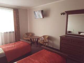 Курортные отели Sanatorium Zefir Крыница-Морска Стандартный двухместный номер с 2 отдельными кроватями-3